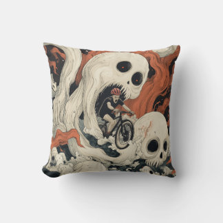 Cyclist entkommt Skull Yokai Throw Kissen