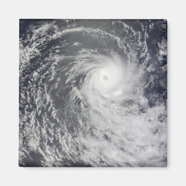Cyclone Anja über den südlichen Indischen Ozean Magnet (Vorne)