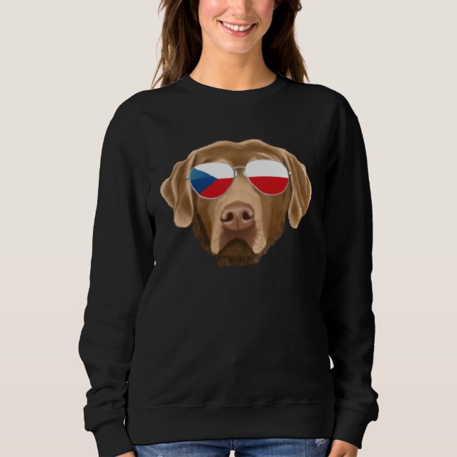 Czech Flag Chesapeake Bay Retriever Czech Republic Sweatshirt (Vorderseite)
