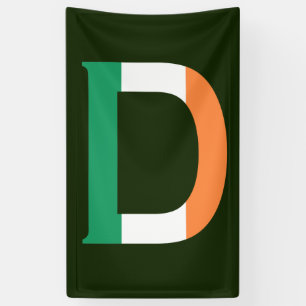 D Monogramm überlagert auf irischer Flagge (v) Banner