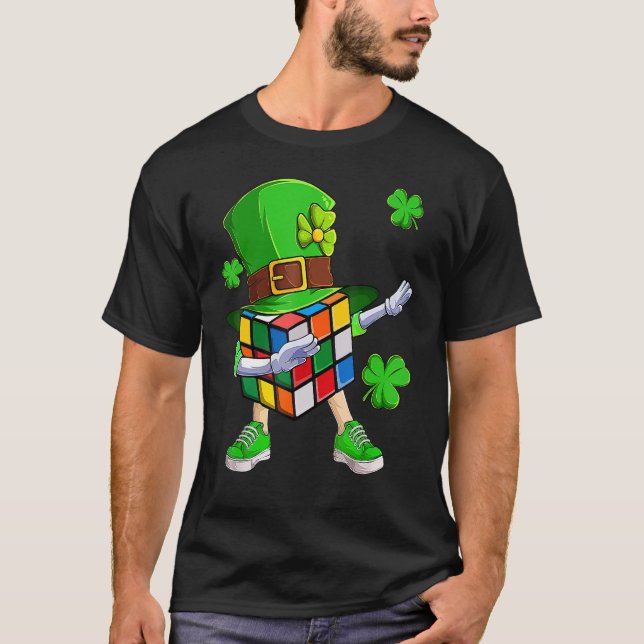 Dabbing Cube Speed Cubing Math Puzzle St Patrick D T-Shirt (Vorderseite)