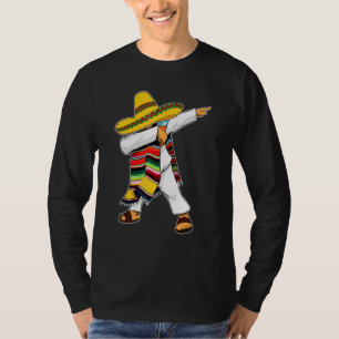 Dabbing Mexican Poncho De Mayo Sombrero T-Shirt