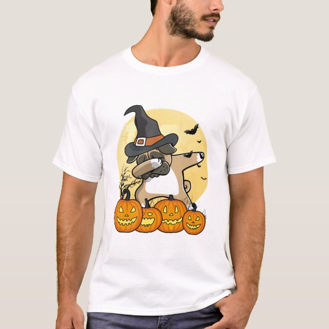 Dabbing Mops Halloween T-Shirt (Vorderseite)