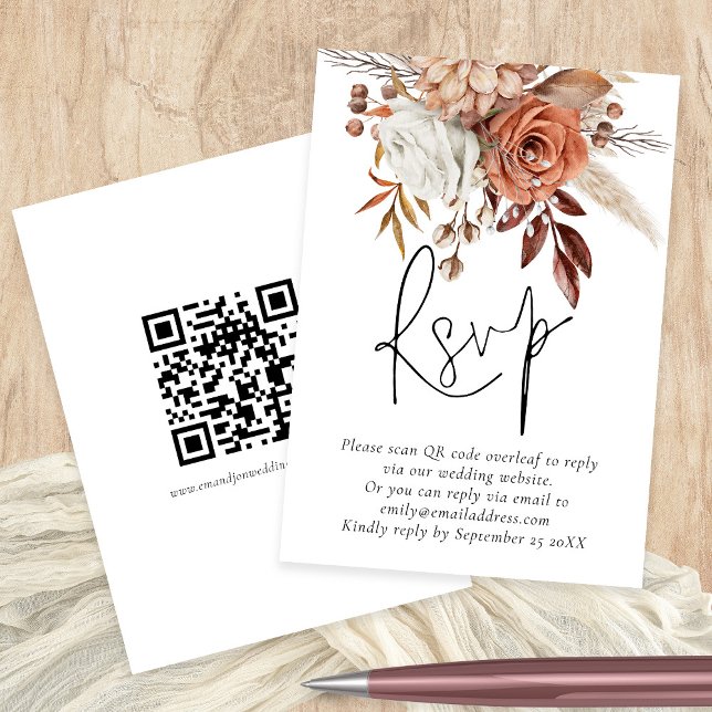 D'accompagnement Terracotta Florals QR Code Mariage Carte RSVP (Front and back view)