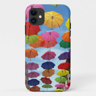 Dach aus Regenschirmen iPhone 11 Hülle