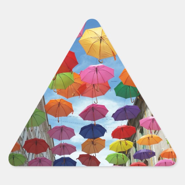 Dach aus Regenschirmen Dreieckiger Aufkleber (Vorderseite)