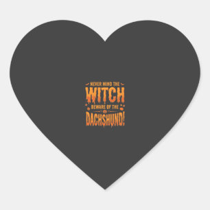 Dachshund Halloween Hexenwarnung Typografie Vecto Herz-Aufkleber