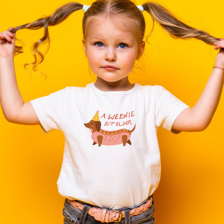 Dachshund Wiener Hund Ein Weenchen Älter Mädchen Kleinkind T-shirt