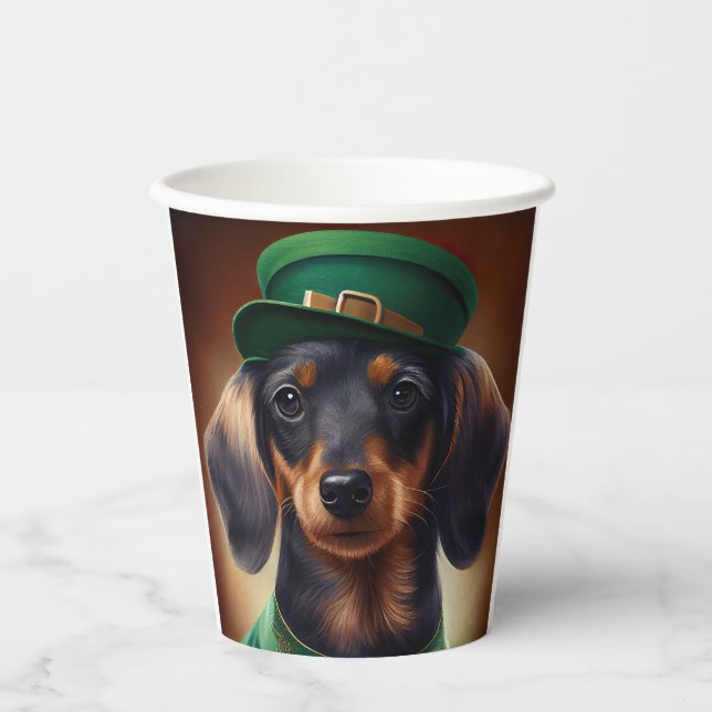 Dackel Hund in St. Patrick's Day Dress Pappbecher (Vorderseite)