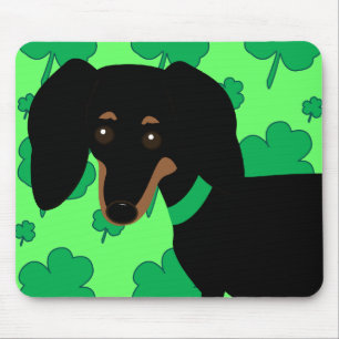 Dackel mit Kleeblättern Mousepad