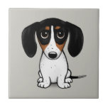 Dackel Piebalgs| Niedliche Keramik für Welpen Fliese<br><div class="desc">Piebaldfarbene, schwarze, bräunliche und weiße Dackel. Besuchen Sie Jenn's Doodle World für noch mehr Accessoires für Zuhause und Büro mit diesem niedlichen Hund und originelleren Dackel Hund Designs.</div>
