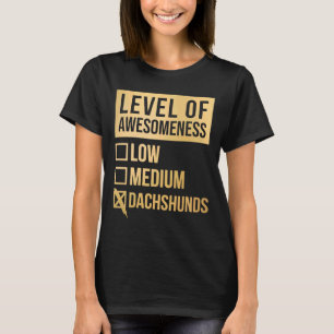 Dackel Witziger Umfang der Dackeln in Gold T-Shirt