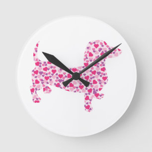 Dackeln des rosa Herzens Runde Wanduhr