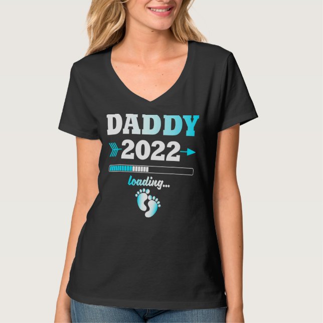 Daddy 2022 Loading Expectant Vater Nachkommen Männ T-Shirt (Vorderseite)