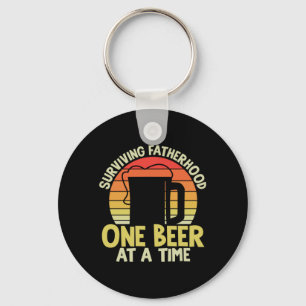 Daddy Gift überleben Vaterschaft ein Bier Schlüsselanhänger
