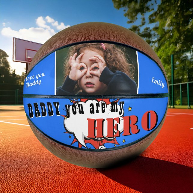 Daddy Hero Superhero Vater Father's Day Foto Basketball (Von Creator hochgeladen)