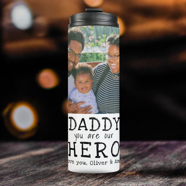Daddy Hero Typografy Vatertag Foto Thermosbecher (Von Creator hochgeladen)