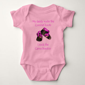 Daddy rocks Kampfstiefel Baby Rocks Camouflage Hin Strampler