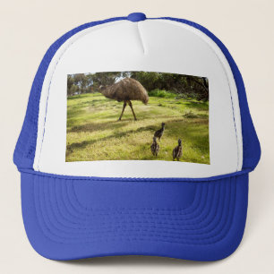 Daddy und Baby Emus, Truckerkappe