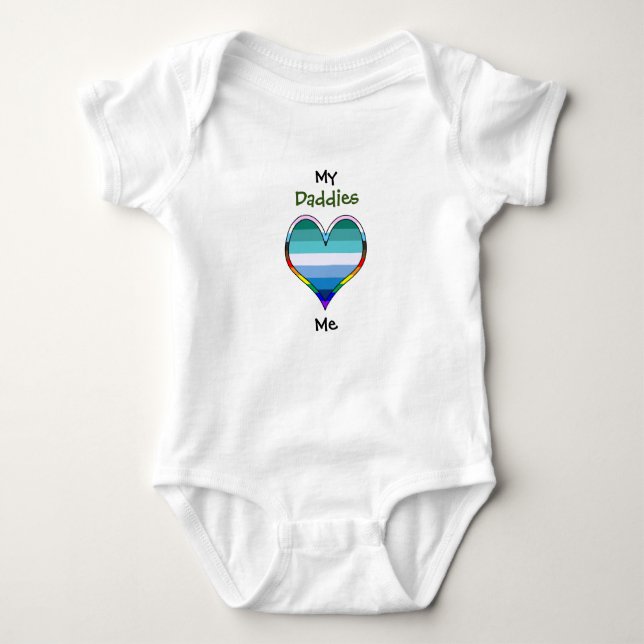 Daddy und Papa Rainbow Heart Baby Bodysuit Strampler (Vorderseite)