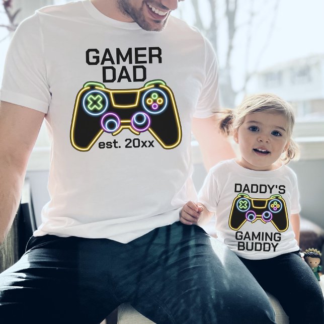 Daddy's Gaming Buddy Pater Child Gamer Matching T-Shirt (Von Creator hochgeladen)