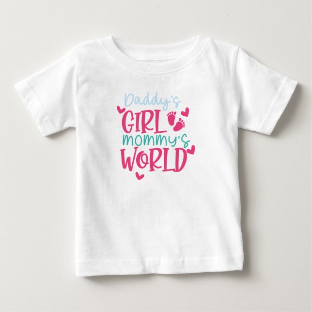 Daddys Girl Mommys World Baby T-shirt (Vorderseite)