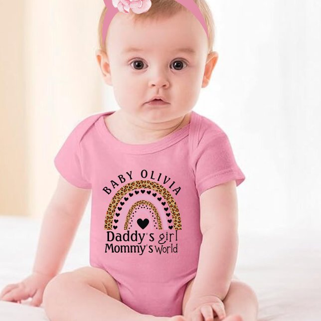 Daddy's Girl Mommy's World| Mommy Baby Strampler (Von Creator hochgeladen)