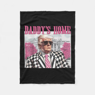 Daddys Zuhause Trump Pink 2024 Fleecedecke
