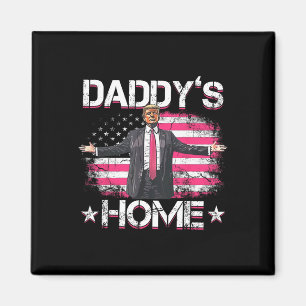 Daddys Zuhause Trump Pink 2024 Funny Trump Amerika Magnet