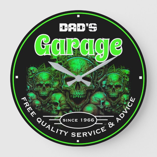 Dad's Garage Green Skulls Automotive Mechanic  Große Wanduhr (Vorderseite)