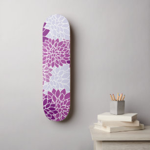 Dahlia-Blume, Muster von Blume, Lila Dahlia Skateboard