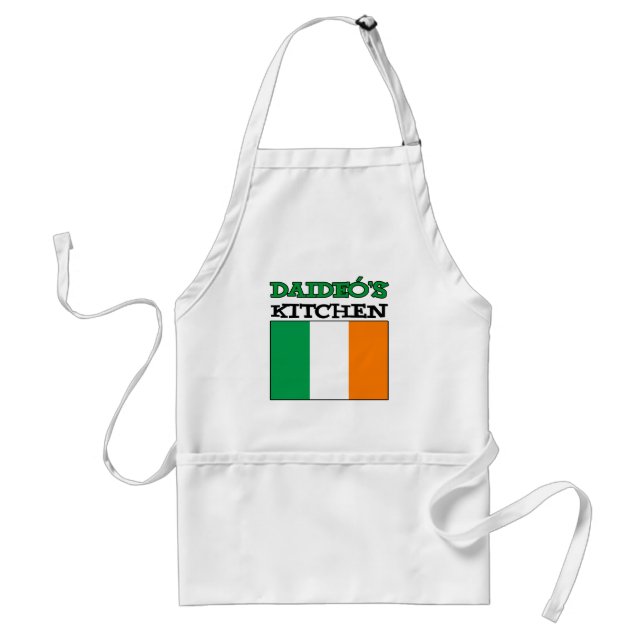 Daideo's Kitchen With Flag Of Ireland Schürze (Vorne)