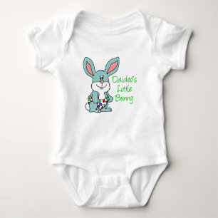 Daideos kleiner Hase Baby Strampler