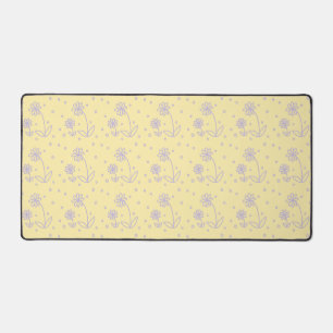 Daisis and Dots 2 - Pastellgelb und Lila Schreibtischunterlage