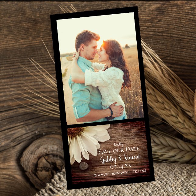 Daisy and Barn Wood Country Wedding Save the Date (Von Creator hochgeladen)