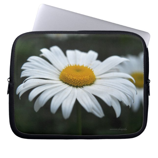 Daisy - Aufsehen Laptopschutzhülle (Vorderseite)