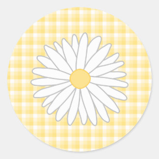 Daisy Blume in Gelb und Weiß. Runder Aufkleber