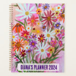 Daisy Bouquet Blume Blooms Floral Pink CUSTOM Planer<br><div class="desc">Hallo ! Ich hoffe, Ihnen gefällt dieses originale Kunstwerk-Design. Fügen Sie Ihren eigenen Text hinzu, ändern Sie die Farben oder Schriftart, um ihn zu personalisieren. Karo in meinem Shop für weitere Designs. Wenn du etwas Angewohntes willst, lass mir bitte Bescheid.</div>