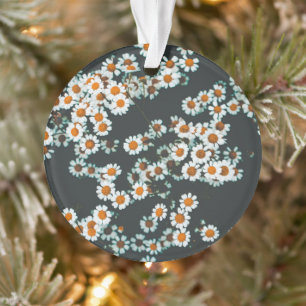Daisy Daisies Floral Ornament