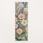 Daisy Dreamscape Personalisiert Yogamatte<br><div class="desc">Eine skurrile Ansammlung von Pastelltönen, die an eine sonnengeküsste Wiese erinnert. Wusstest du, dass eine Single-Blume aus vielen winzigen Blume besteht, die zusammengelegt sind? Dieses Design vereint Schönheit, eine delikate Erinnerung der verborgenen Komplexität in einfachen Dingen.</div>