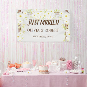 Daisy Just heiratete Hochzeitsfeier Holzblumen Banner