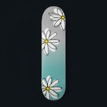 Daisy Modren Aquamarin Gray Ombre Doodle Skateboard<br><div class="desc">Dieses Design kann personalisiert werden, indem Sie die Option Anpassen auswählen, um Text hinzuzufügen oder andere Änderungen vorzunehmen. Wenn dieses Produkt die Möglichkeit hat, das Design auf einen anderen Gegenstand zu übertragen, stellen Sie bitte sicher, dass das Design bei Bedarf angepasst wird. Kontaktieren Sie mich unter colorflowcreations@gmail.com , wenn Sie...</div>