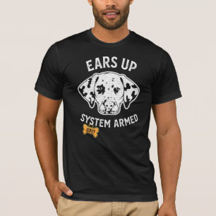 Dalmatiner Großer Hund bewaffnet T-Shirt