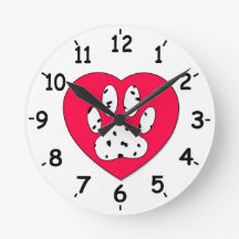 Dalmatiner Paw Print in rotem Herzen