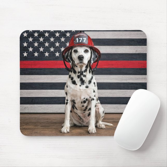 Dalmatinerhund mit Feuerwehrhelm Mousepad (Mit Mouse)