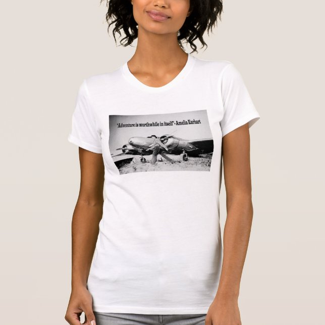 Damen-Abenteuer-Zitat-T - Shirt Amelia Earhart (Vorderseite)