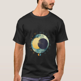 Damen Celestial Sun trifft Mondphasen Kosmischer W T-Shirt
