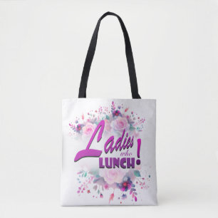 Damen, die mittags Tasche