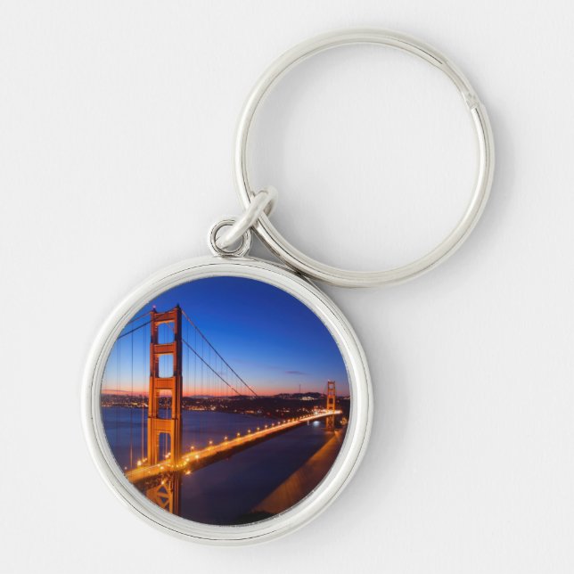 Dämmerung über San Francisco und Golden Schlüsselanhänger (Vorne)
