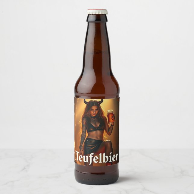 Dämonisches Lady Bierflaschenetikett (Vorderseite)